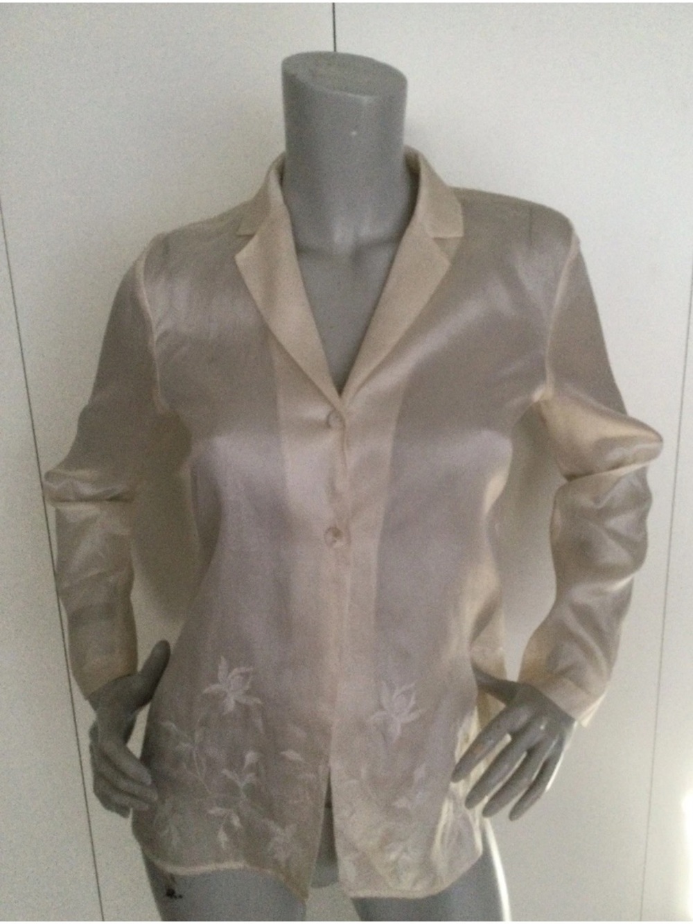 Rena Rowan Satin Cream Button-Front Blazer